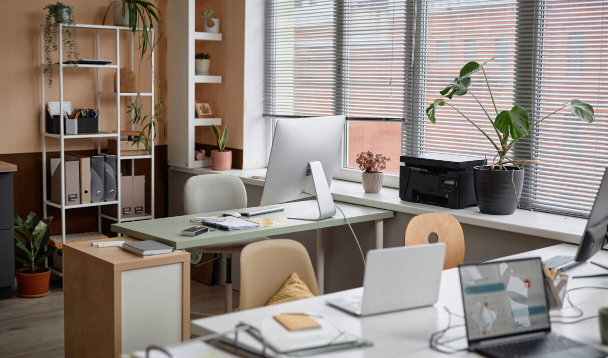 How to Start a Mindfulness Practice in 2026: The Complete Beginner’s Guide (With Free 7-Day Checklist)